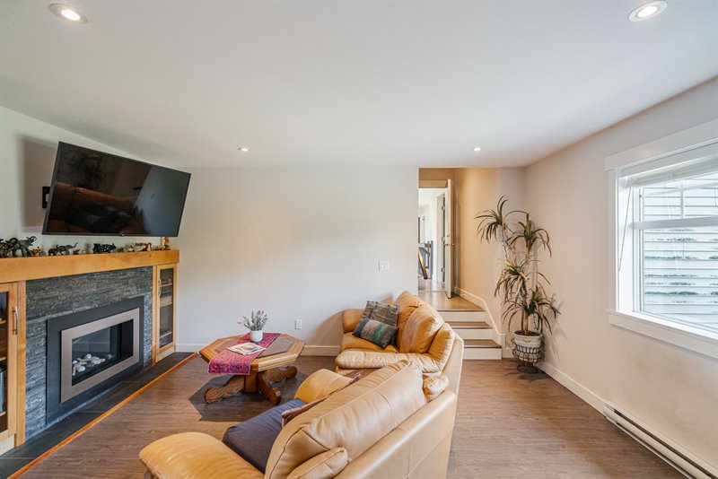 Access to Upper Level Legal Suite