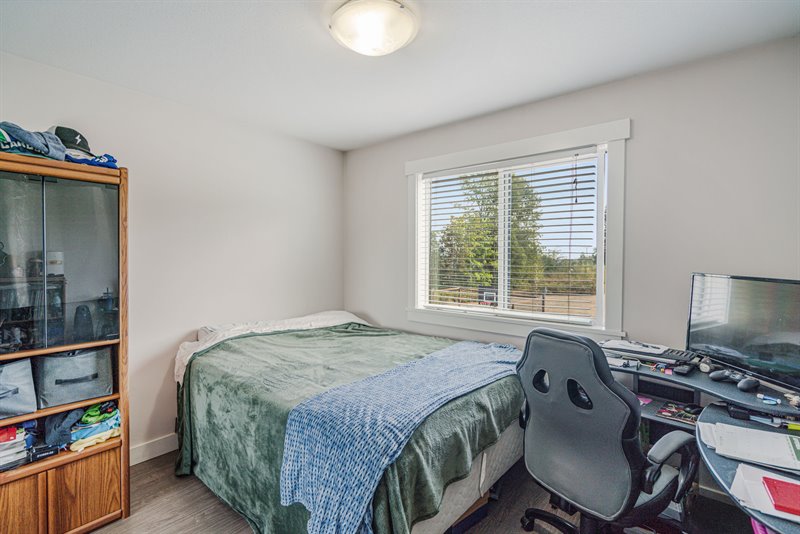 Legal Suite - Bedroom 1