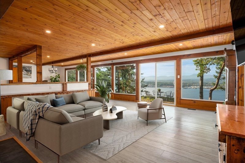 Great Room (Virtual Staging)