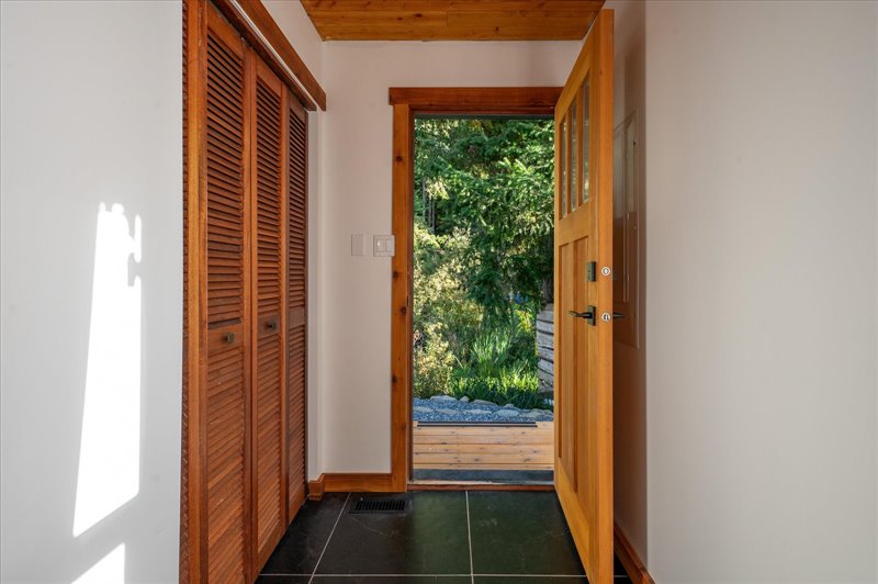 Laundry Room - Exterior Access