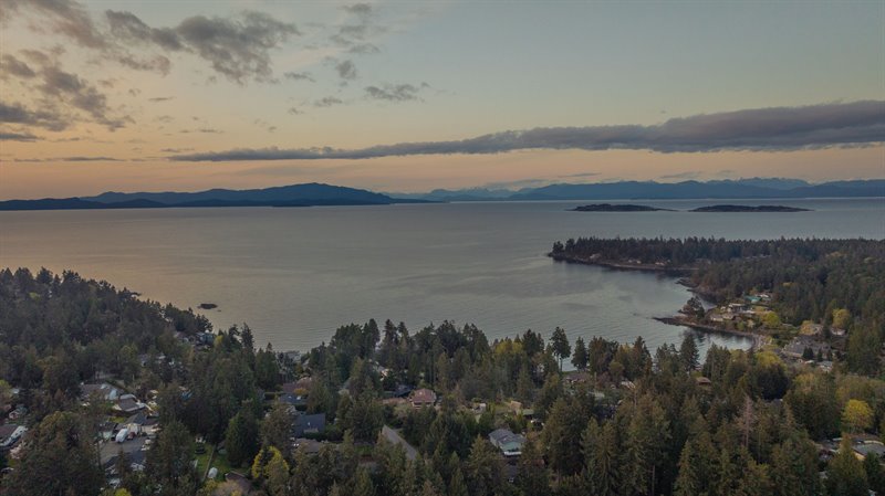 Area Overview - Beachcomber