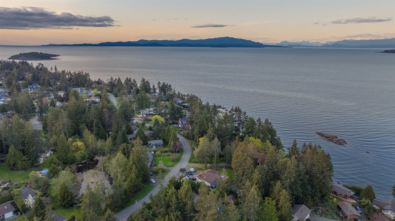 Area Overview - Beachcomber