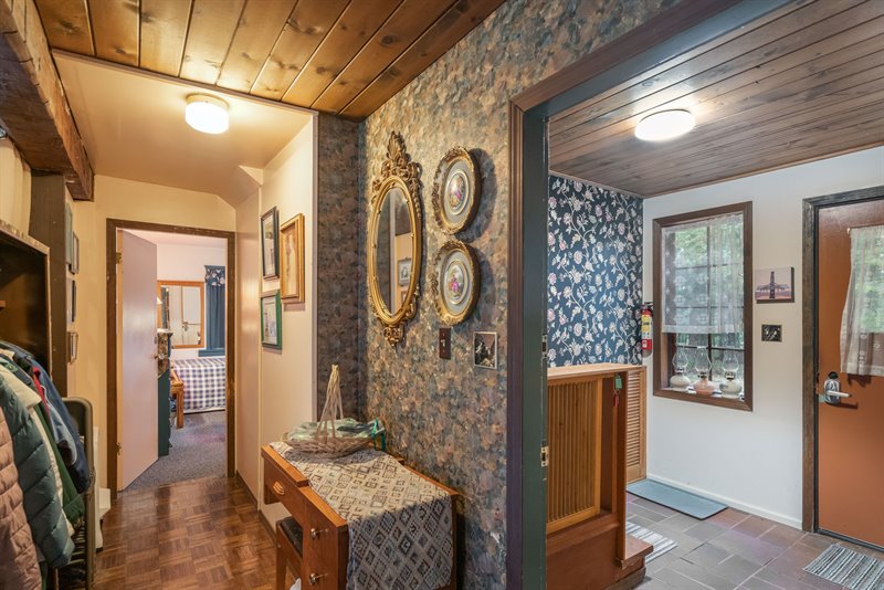 Dwelling # 1 - Foyer