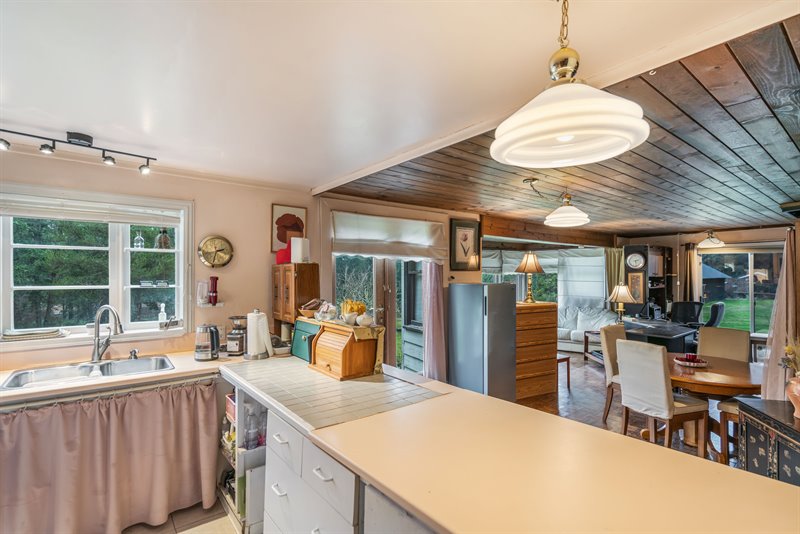 Dwelling # 1 - Kitchen