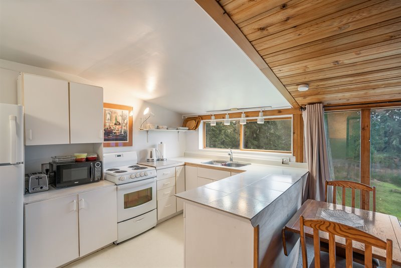 Dwelling #2 - Kitchen