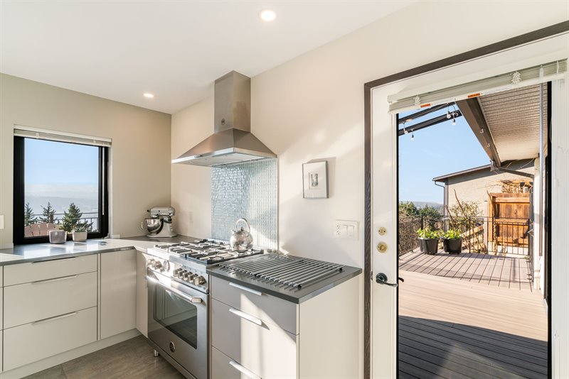 Kitchen - Door to Deck