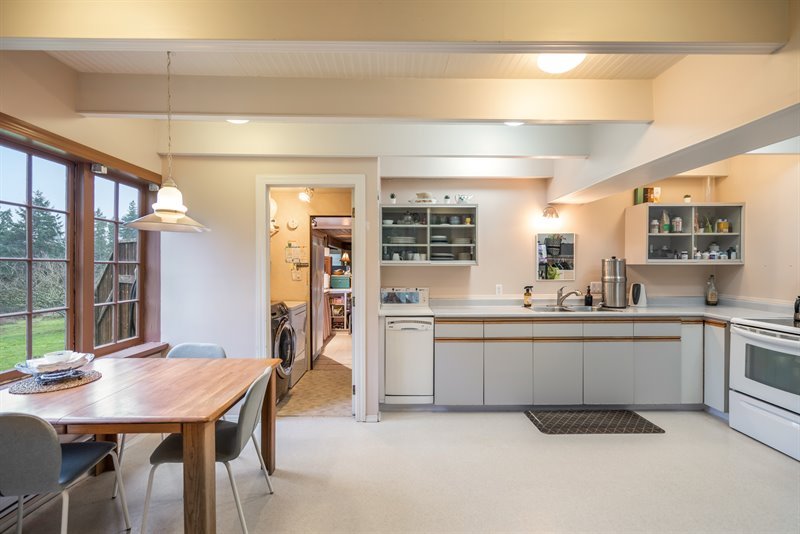 Dwelling #2 - Kitchen | Nook