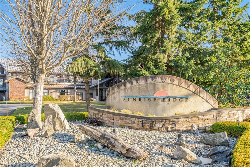 Sunrise Ridge Waterfront Resort