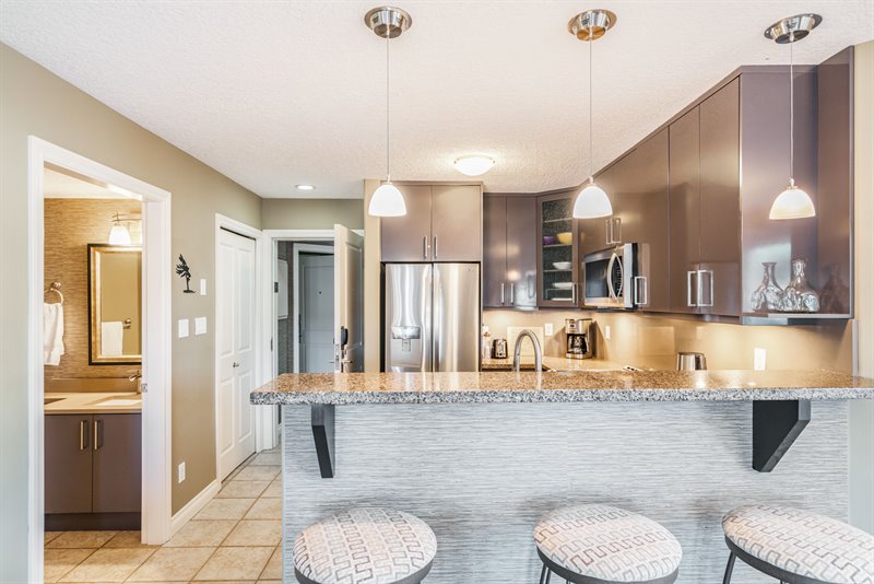 A-Side Suite - Kitchen