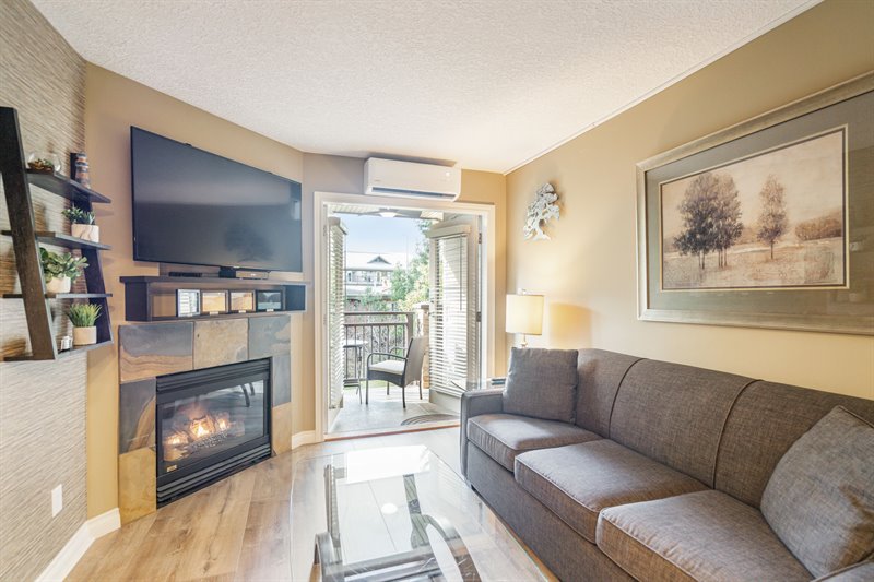 B-Side Suite - Main Living Area - Door to Balcony