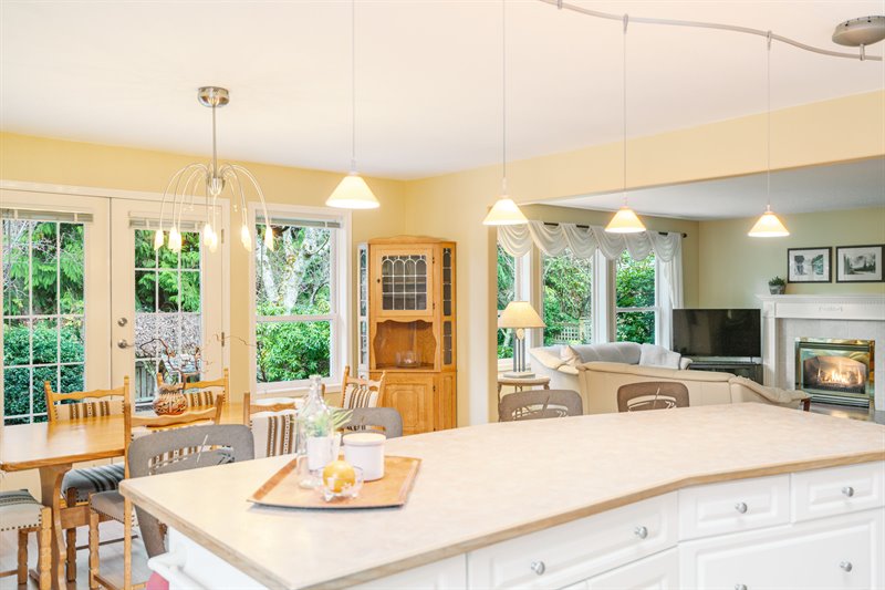 Kitchen | Living Room