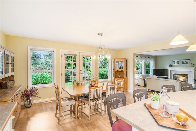 Kitchen | Dining Room