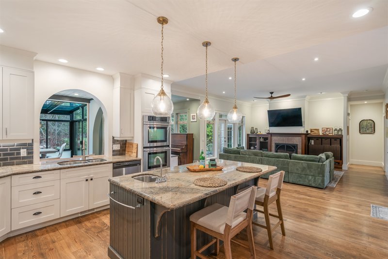 Kitchen | Living Room