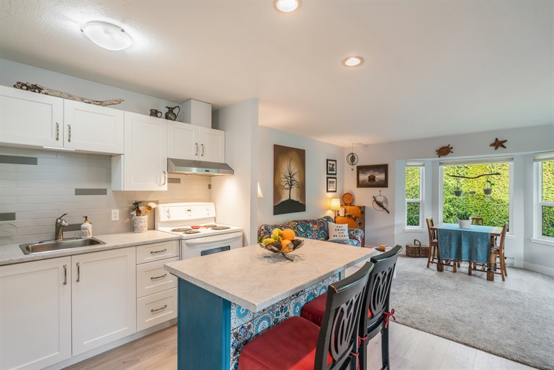 Kitchen | Living Room