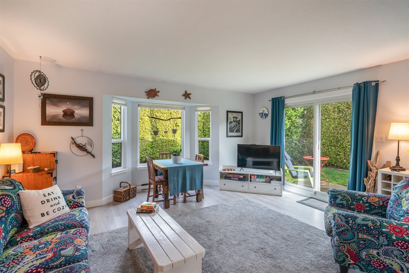 Living Room - Door to Patio