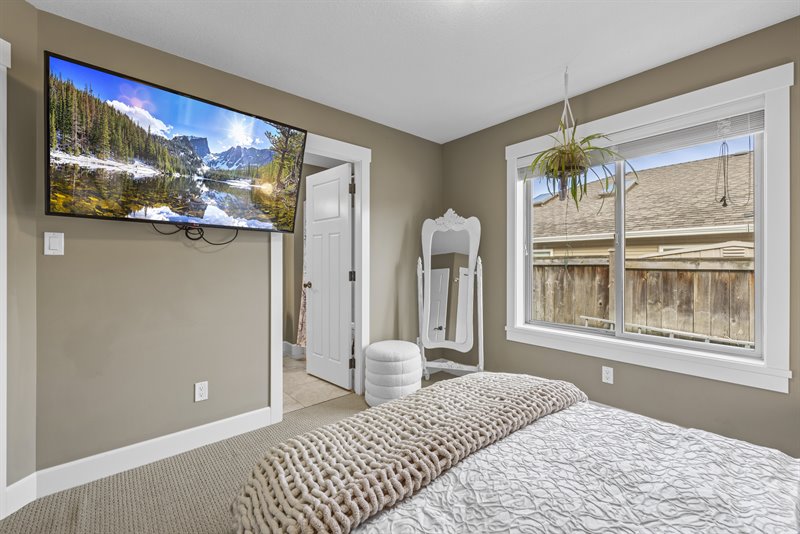Bedroom 2 - Access to Main Bath