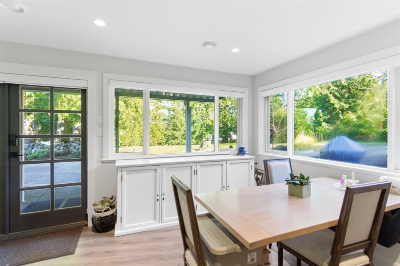 Suite 2 - Dining Room