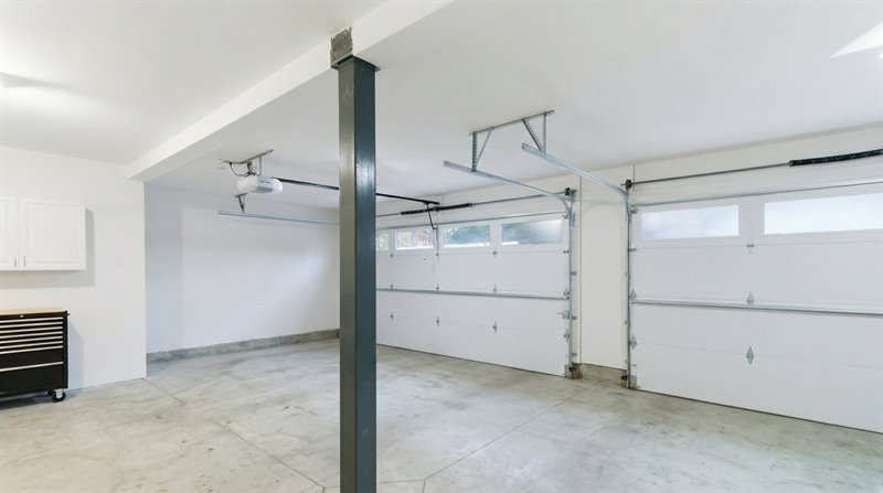 Double Garage | Workshop