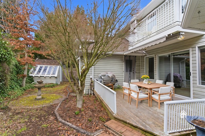 Deck (Virtual Staging)