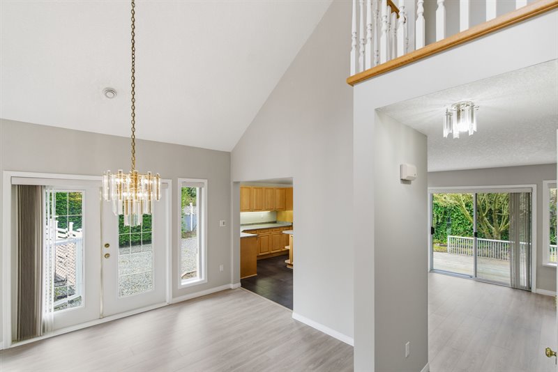 Dining Room | Kitchen