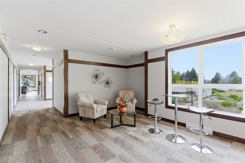 Cambridge Manor - Common Area