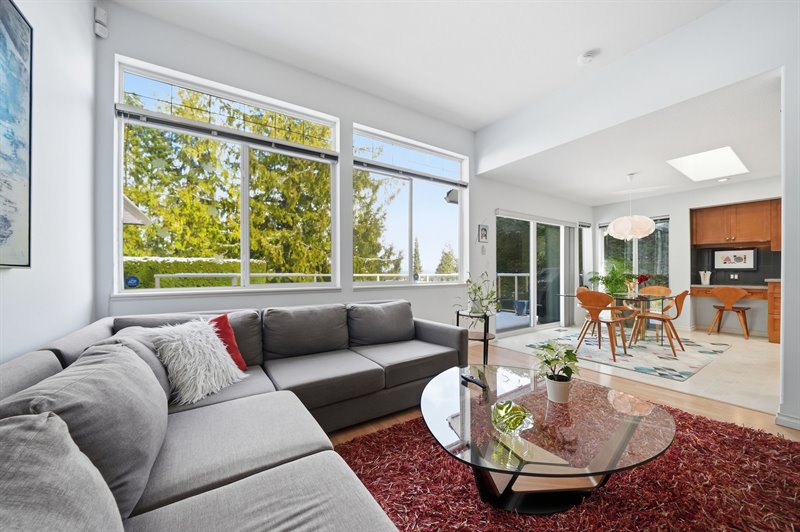 Family Room | Kitchen