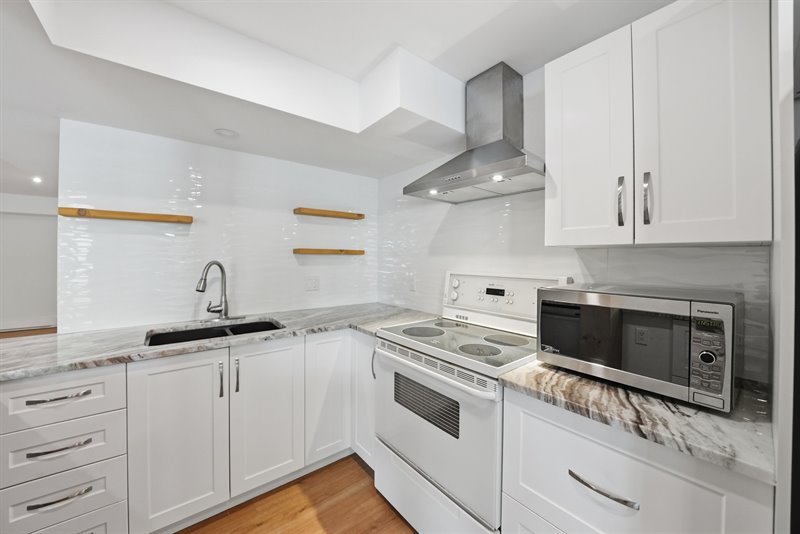 Lower Level Legal Suite - Kitchen