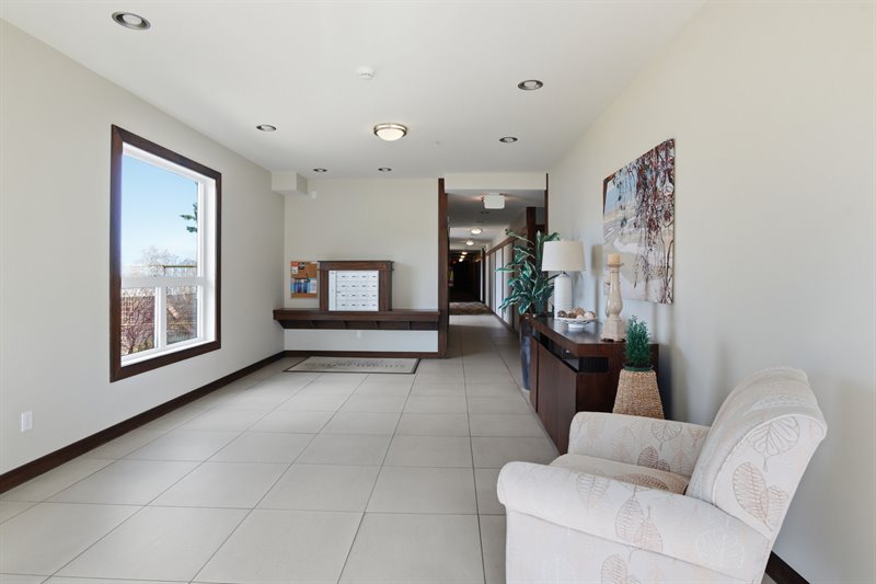 Cambridge Manor - Common Area