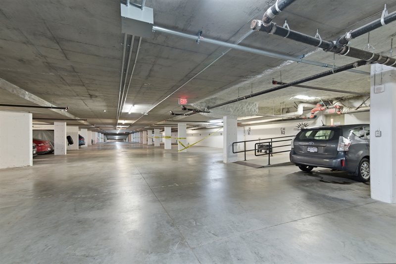 Cambridge Manor - Parkade