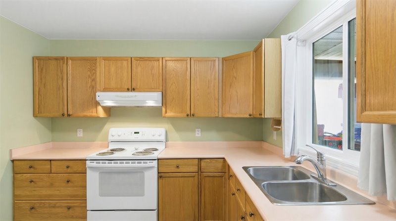 Kitchen - Virtual Decluttering