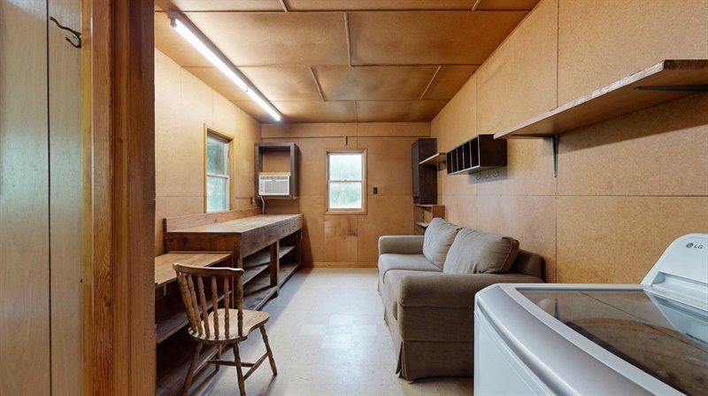 Storage Room | Workshop - Virtual Decluttering