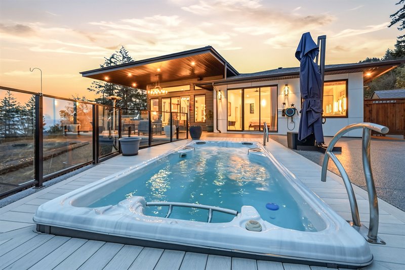 Swim Spa Area