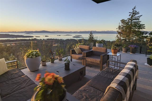 7478 High Ridge Cres