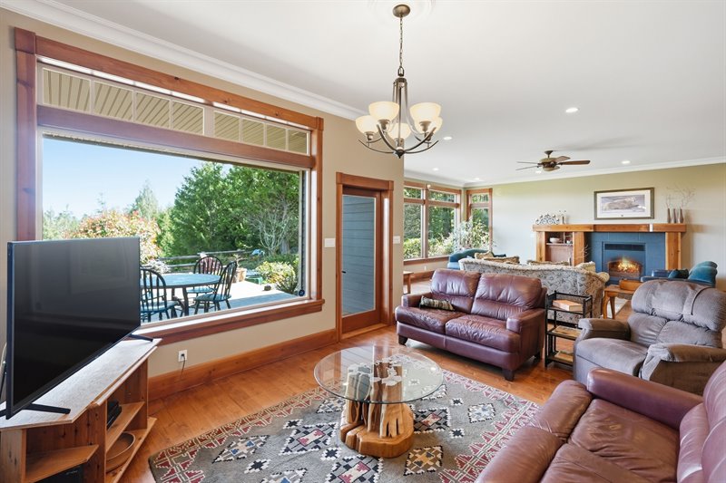 Family | Living Room