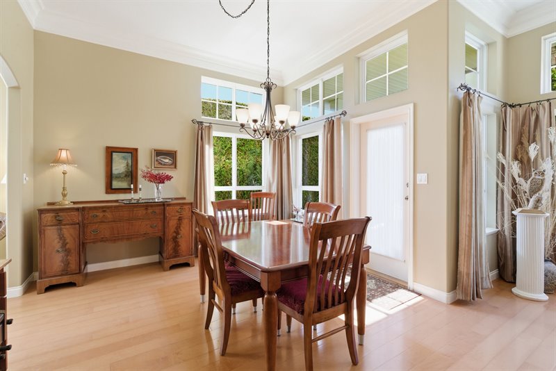 Dining Room - Door to Patio