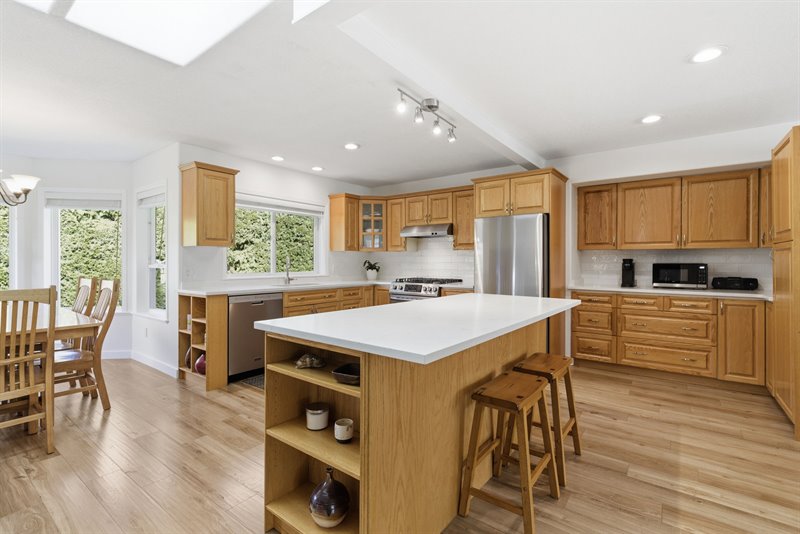 Kitchen | Dining Room