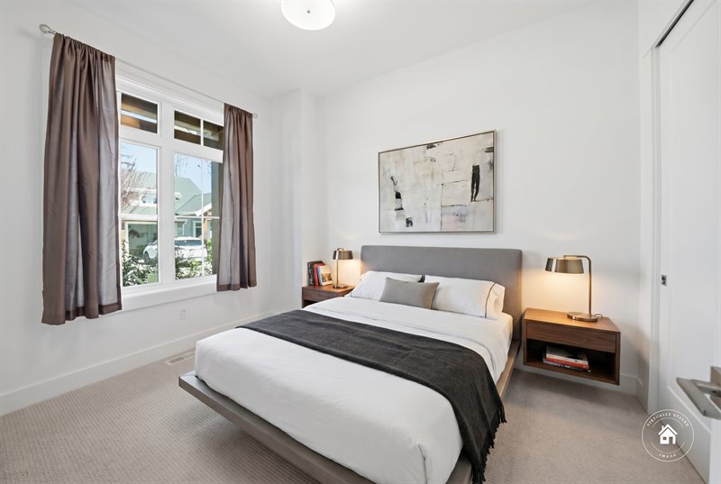 Bedroom 2 (Virtual Staging)