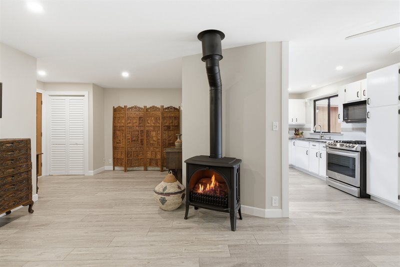 Living Room | Kitchen