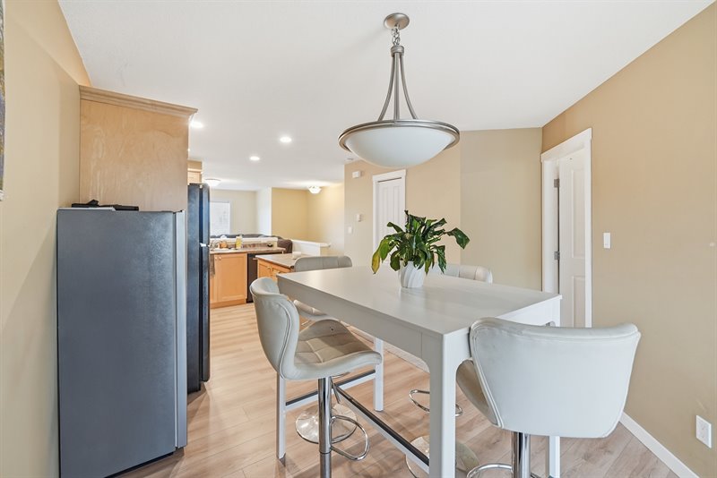 Dining Room | Kitchen