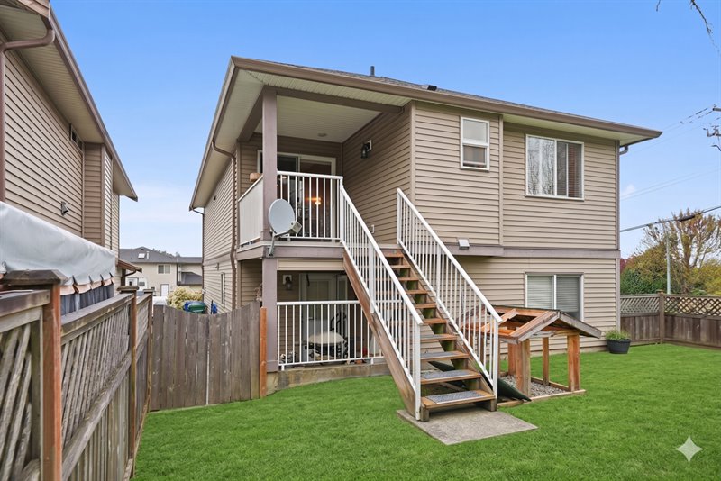 Exterior Back (Landscaping Virtually Enhanced)
