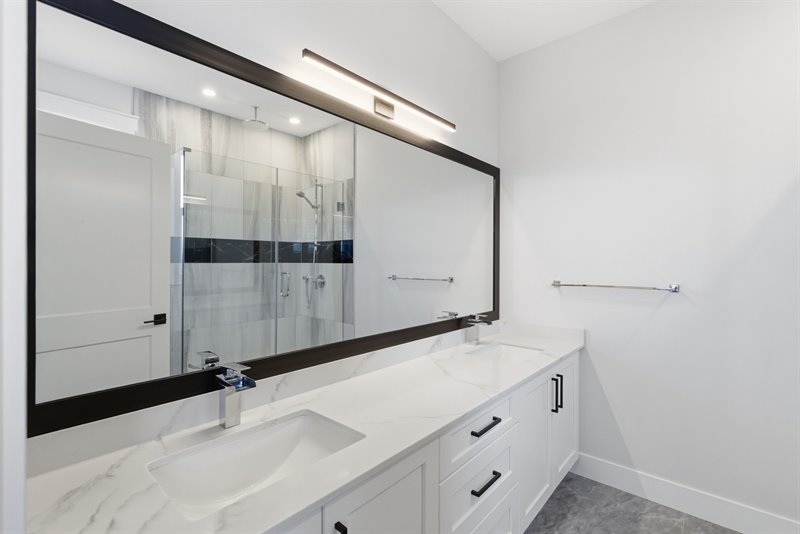Ensuite