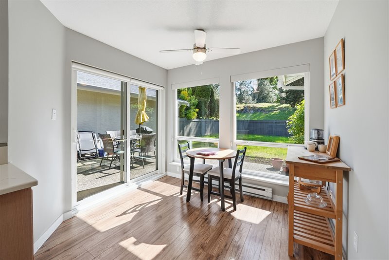 Nook - Door to Patio