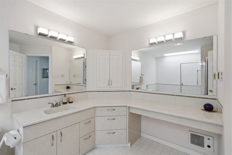 Ensuite