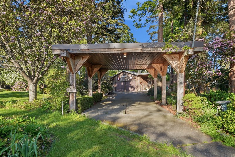 Carport