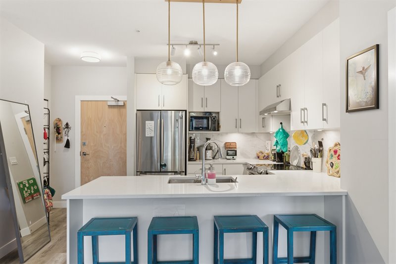 Entry & Kitchen