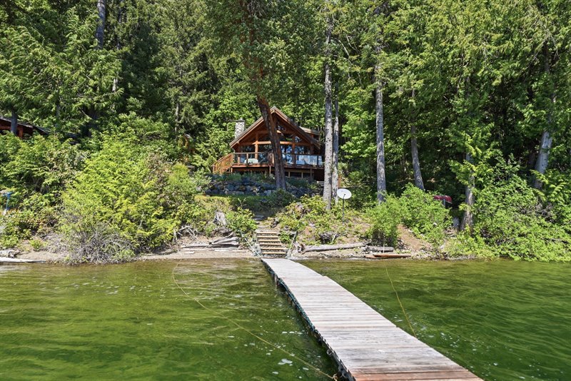 Dock