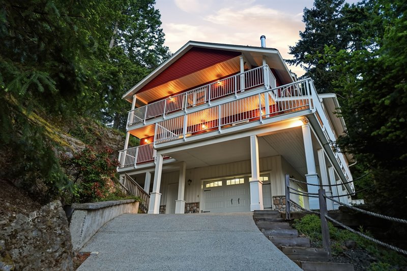 Exterior (Twilight)