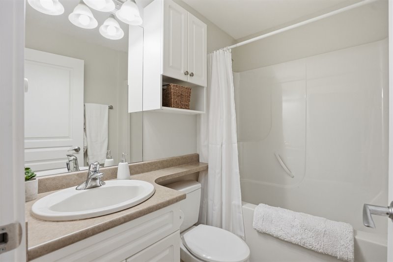 Main Bath