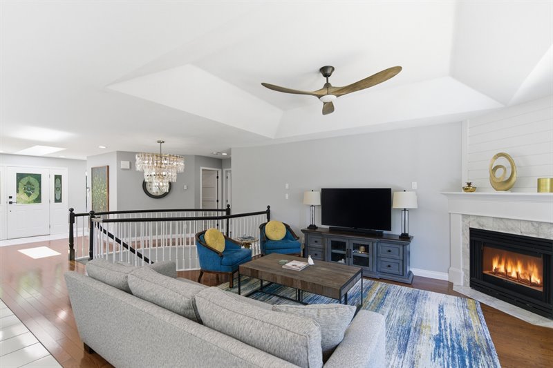 Foyer | Living Room