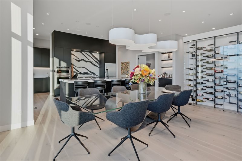 Dining Room | Kitchen